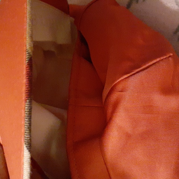 BURBERRY CAP PINK/ BURBERRY NOVA TRIM SIZE M NWT - Picture 9 of 10